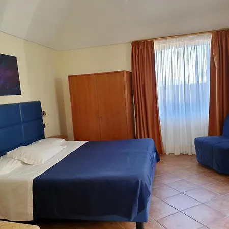 L'incanto 4*